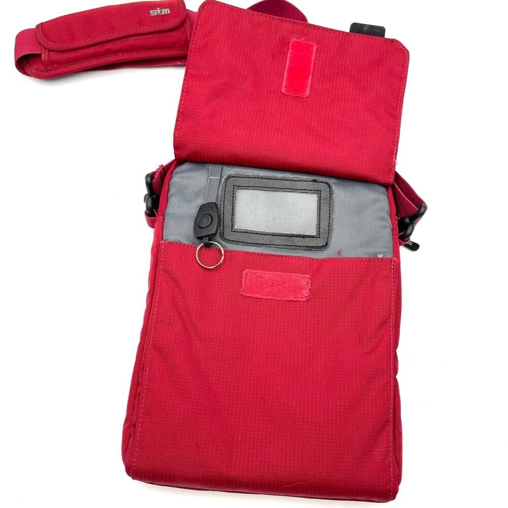 STM AUSTRALIA Laptop/IPad Travel Shoulder Bag padded interior red wine color MED - Picture 3 of 10